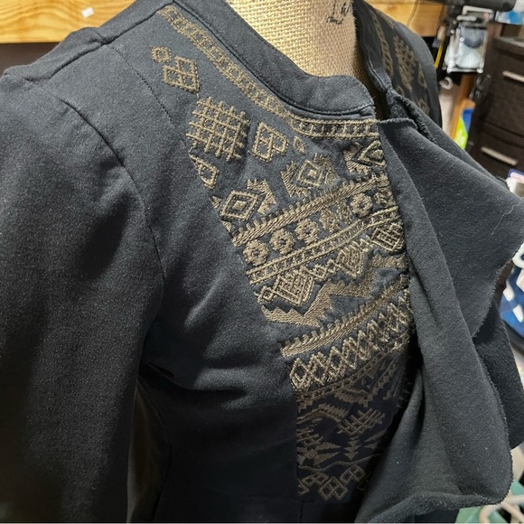 SHYANNE Cascade Embroidered French Terry Cardigan Western Embellished Timeless - Picture 9 of 15